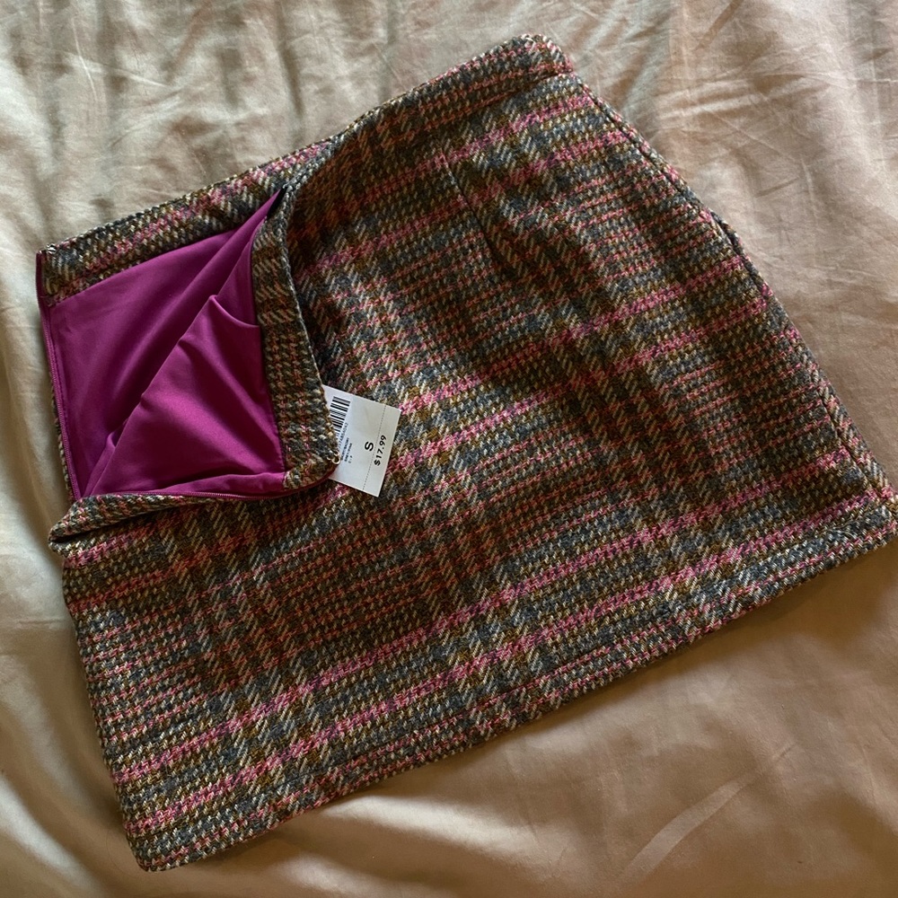 Skort - Picture 3 of 4